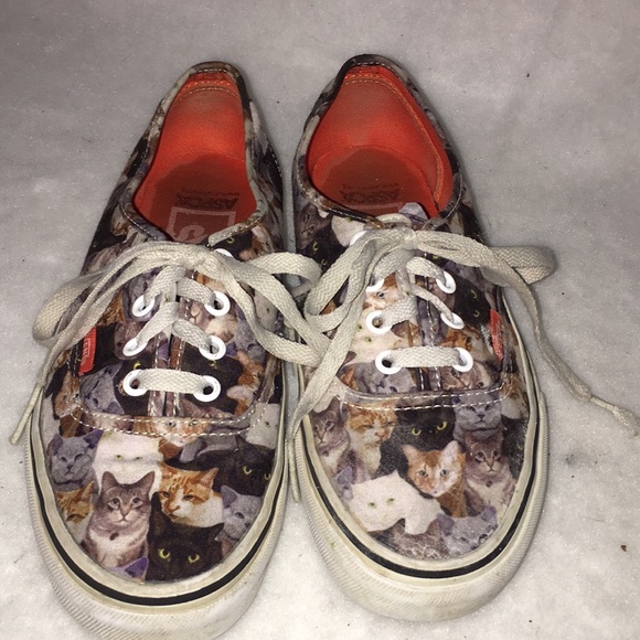 Vans Shoes - ❤️VANS CAT PRINT ASPCA SNEAKERS ~ 7